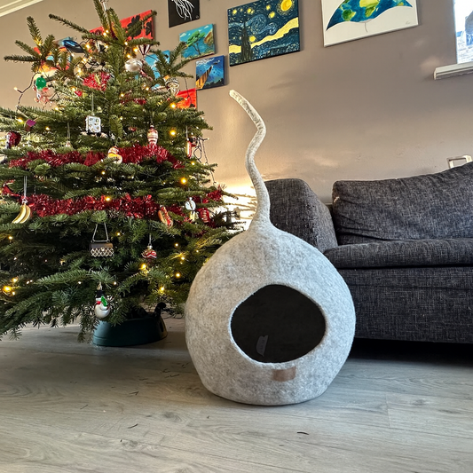 Premium Cat Cave with a Tail