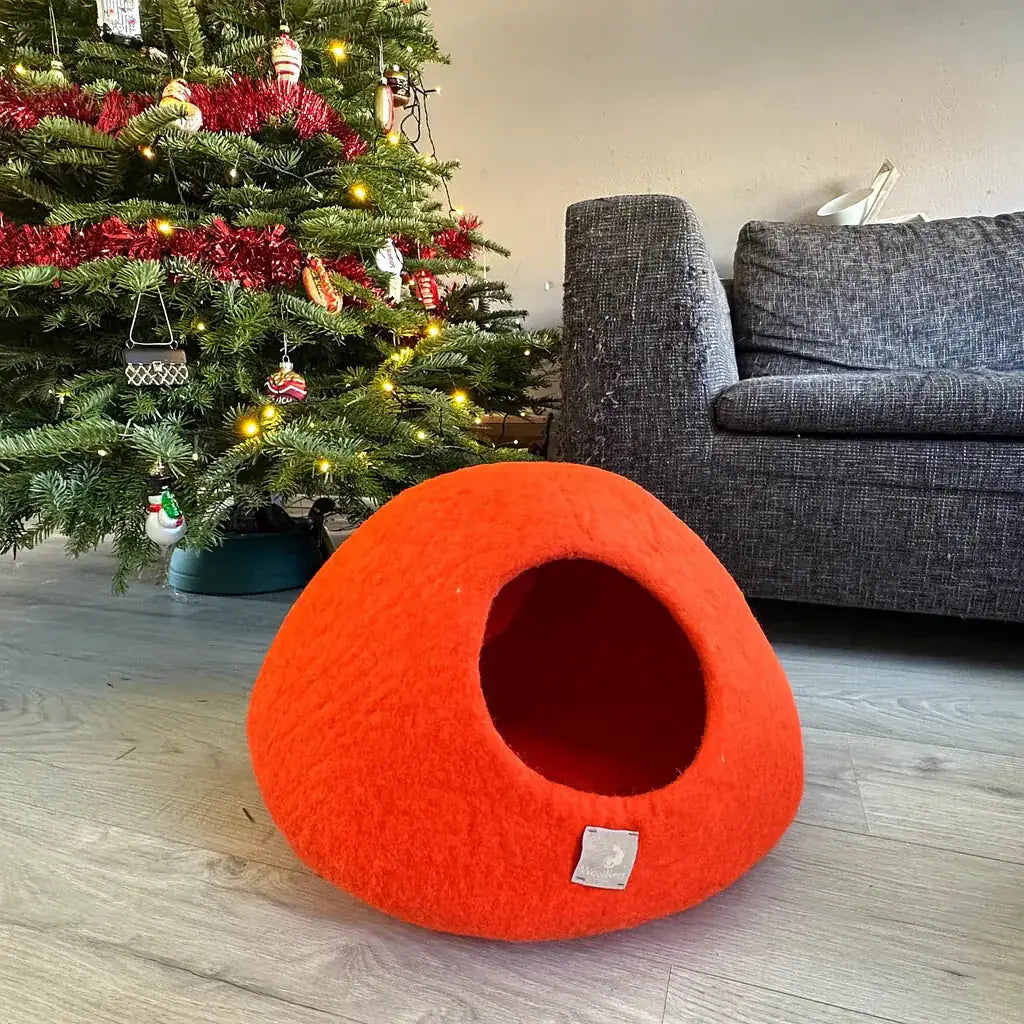 WoolNest Premium - handgemaakte wollen kattenmand
