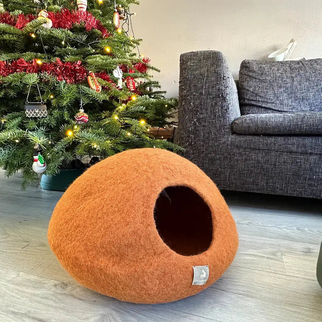 WoolNest Premium - handgemaakte wollen kattenmand